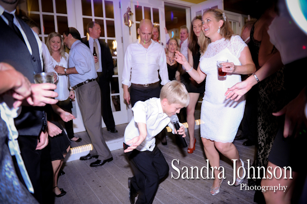Best Courtyard Lake Lucerne wedding photographer - Sandra Johnson (SJFoto.com)
